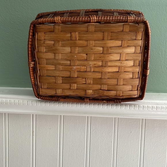 Basket - Picture 3 of 4